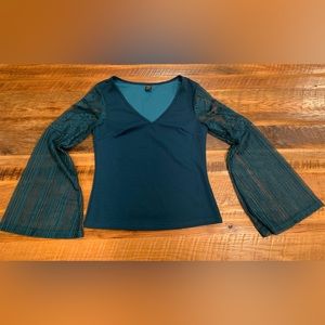 Shein Womens Bell Sleeve Blouse, Size 6